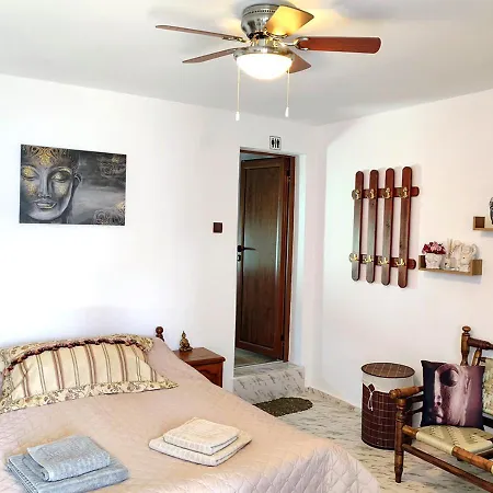 - Heaven Villa